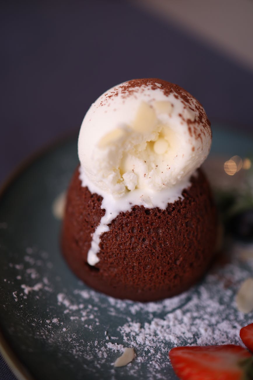 Κολασμένα κέτο σοκολατένια μάφινς