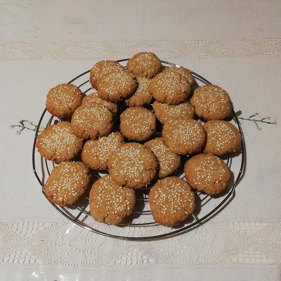 Μπισκότα αμυγδάλου με ταχίνι